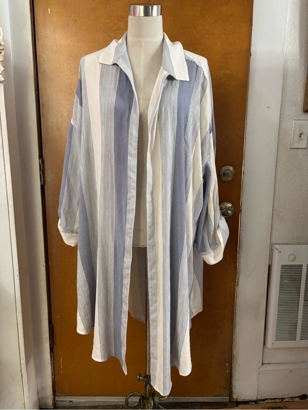 Torrid duster jacket.  20/22